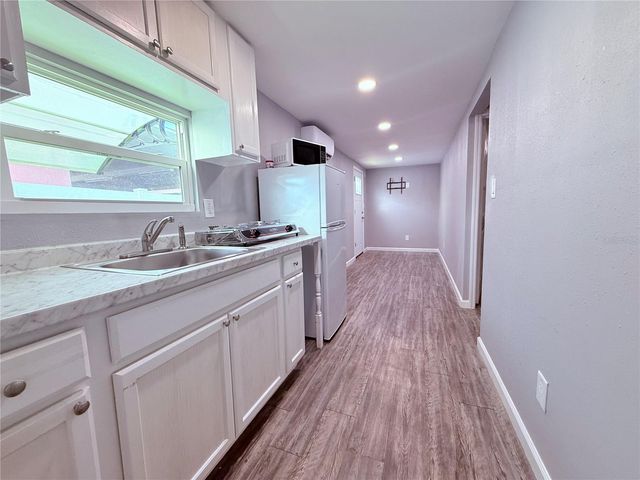 4514 W FERN STREET, Tampa, FL 33614