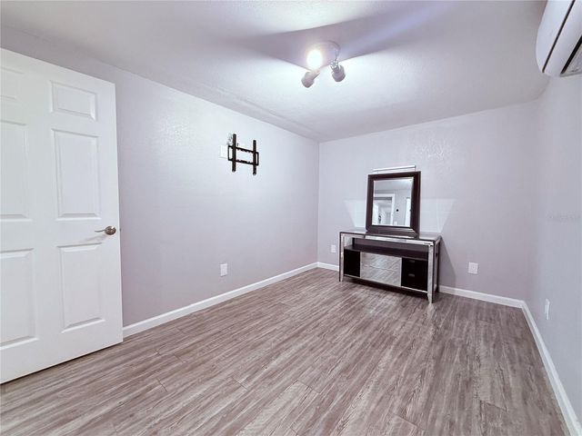 4514 W FERN STREET, Tampa, FL 33614