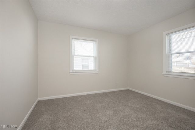 877 N Firestone Boulevard, Akron, OH 44306