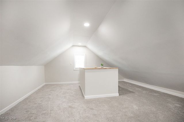 877 N Firestone Boulevard, Akron, OH 44306