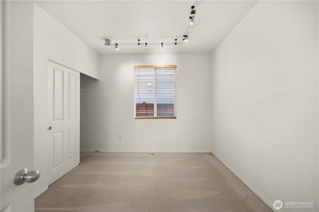 1401 62nd Court SE, Auburn, WA 98092