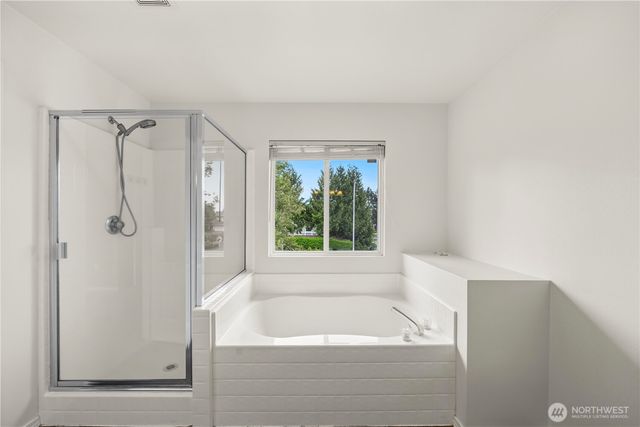 1401 62nd Court SE, Auburn, WA 98092