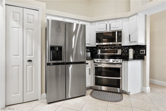 3424 SW 5th AVE, Cape Coral, FL 33914