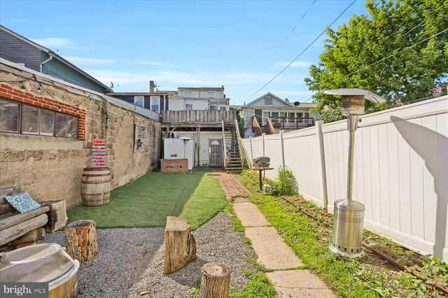 606 MARKET ST, Lewisburg, PA 17837