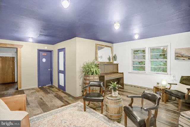 606 MARKET ST, Lewisburg, PA 17837