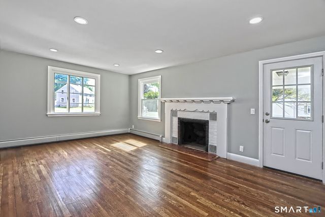 50 Moore Avenue, Naugatuck, CT 06770