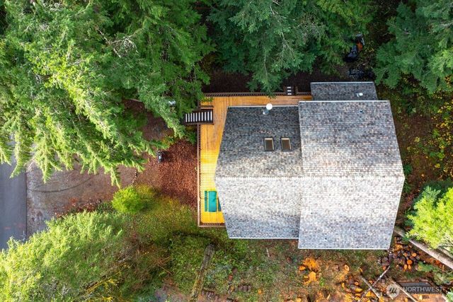 7132 St Helen's Place, Glacier, WA 98244