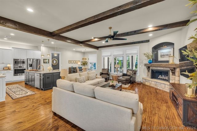 6623 E 134th Place S, Bixby, OK 74008