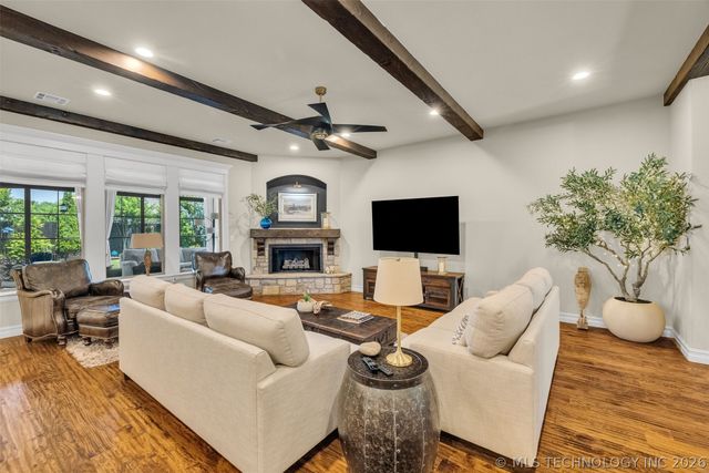 6623 E 134th Place S, Bixby, OK 74008