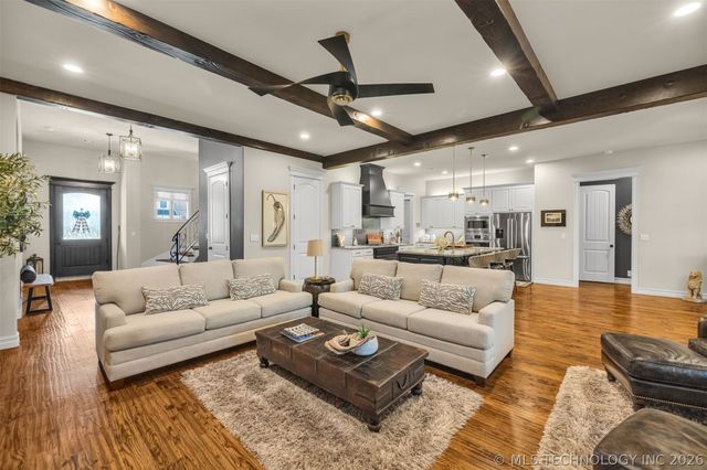 6623 E 134th Place S, Bixby, OK 74008