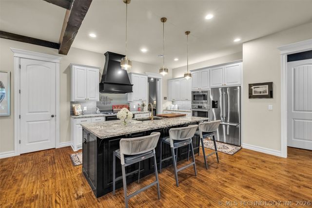 6623 E 134th Place S, Bixby, OK 74008