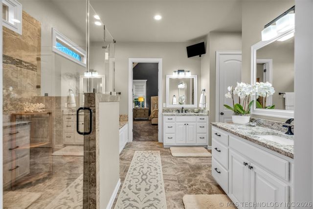 6623 E 134th Place S, Bixby, OK 74008