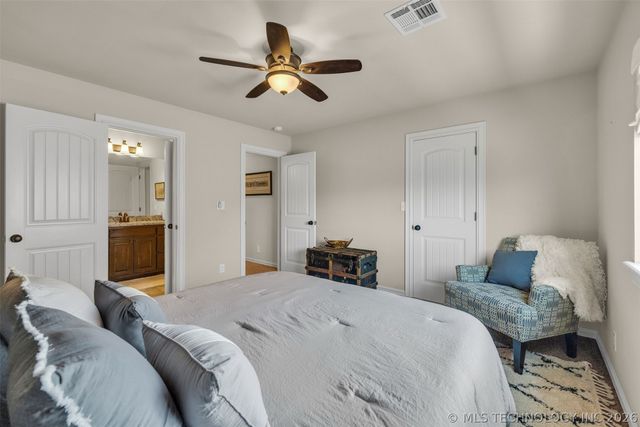 6623 E 134th Place S, Bixby, OK 74008