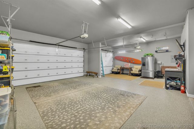 6623 E 134th Place S, Bixby, OK 74008