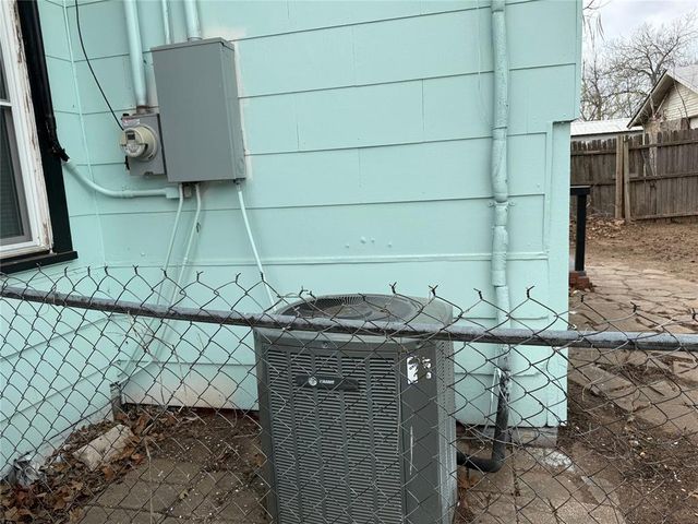 2805 W Park Place, Oklahoma City, OK 73107