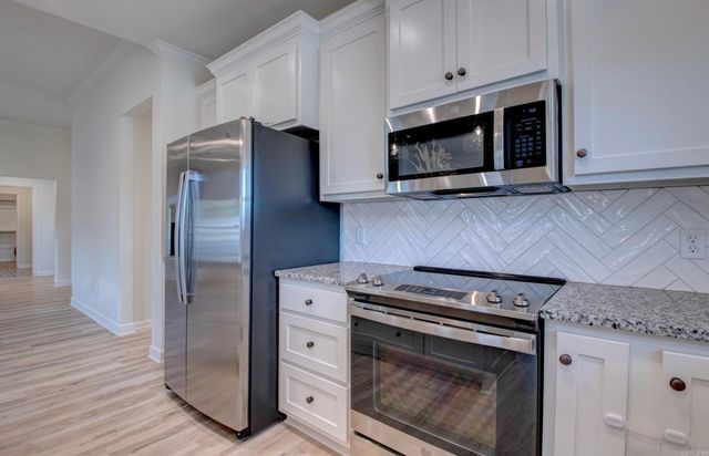 1 Oaks Lane, Greenbrier, AR 72058