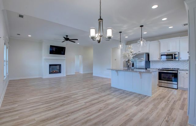 1 Oaks Lane, Greenbrier, AR 72058