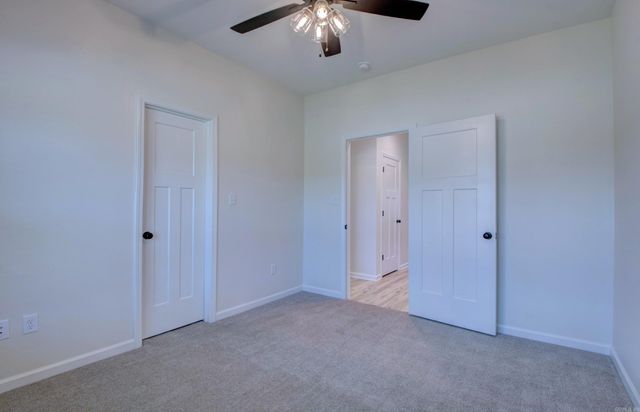 1 Oaks Lane, Greenbrier, AR 72058