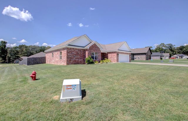 1 Oaks Lane, Greenbrier, AR 72058