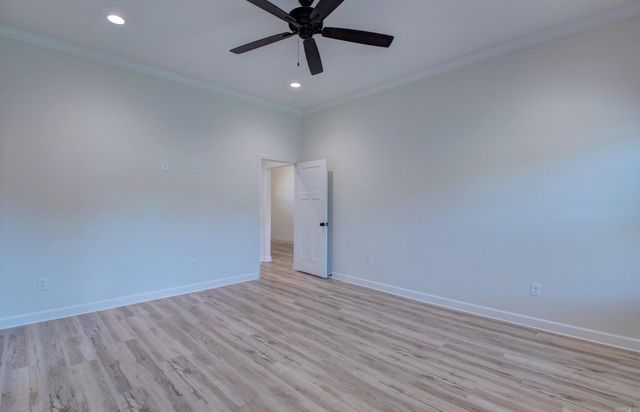 1 Oaks Lane, Greenbrier, AR 72058