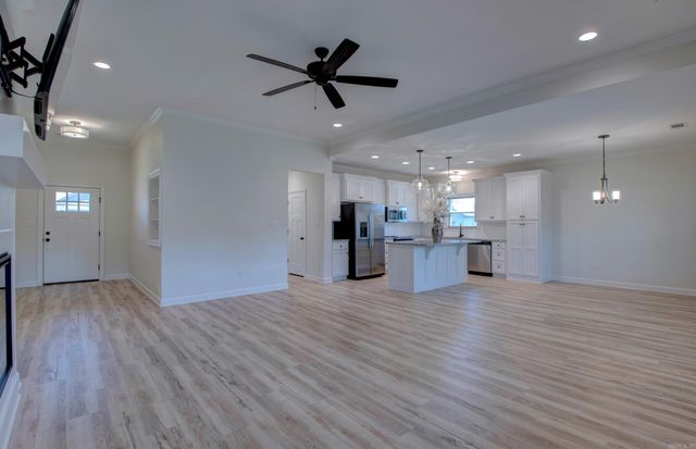 1 Oaks Lane, Greenbrier, AR 72058
