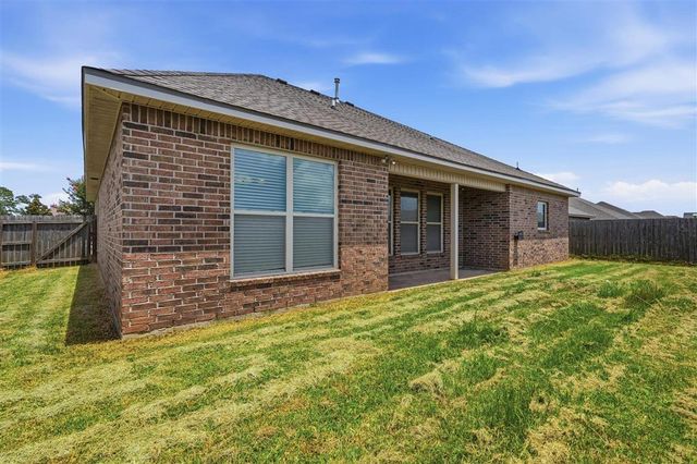 217 Longhill Drive, Sulphur, LA 70665