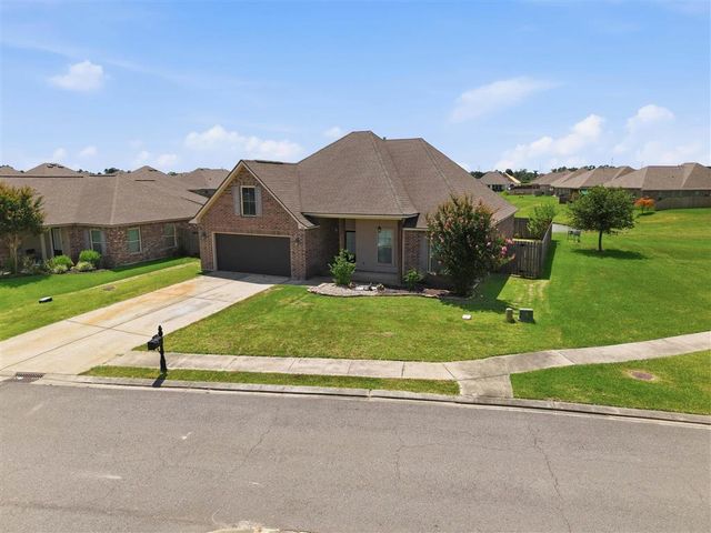 217 Longhill Drive, Sulphur, LA 70665