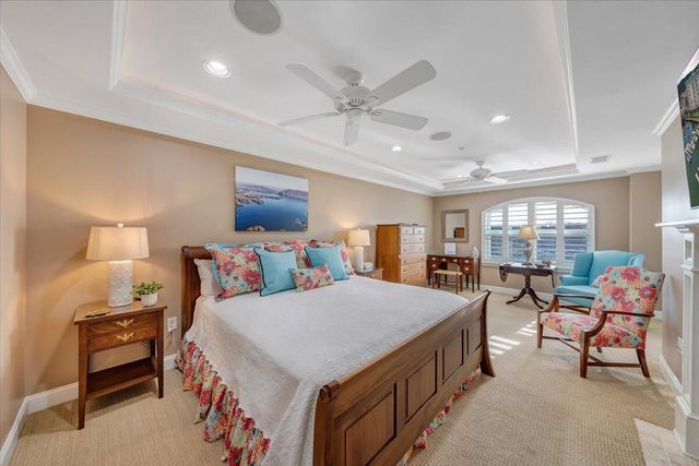 100 Bridgewater Pointe Pl Unit 601, Moneta, VA 24121