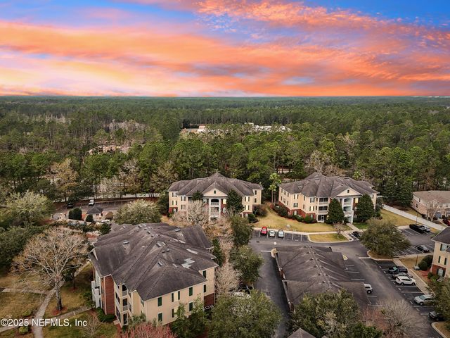 785 OAKLEAF PLANTATION Parkway, 1932, Orange Park, FL 32065