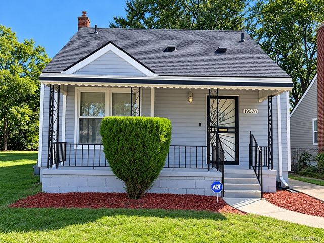 19576 Dresden Street, Detroit, MI 48205