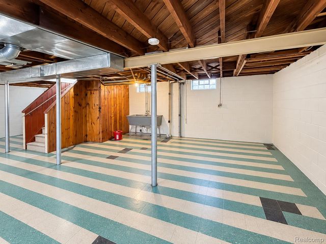 19576 Dresden Street, Detroit, MI 48205