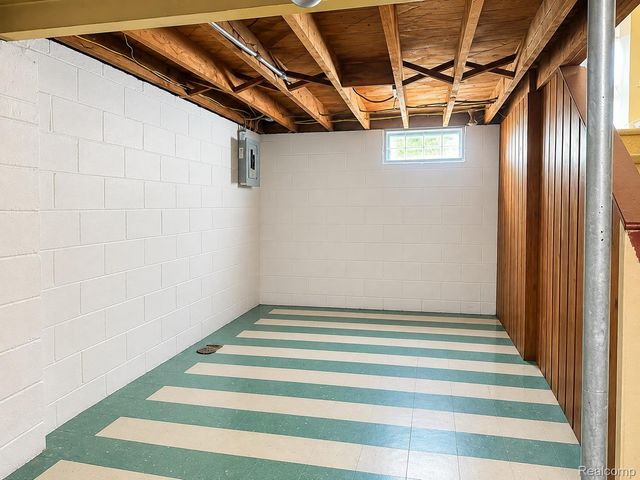 19576 Dresden Street, Detroit, MI 48205
