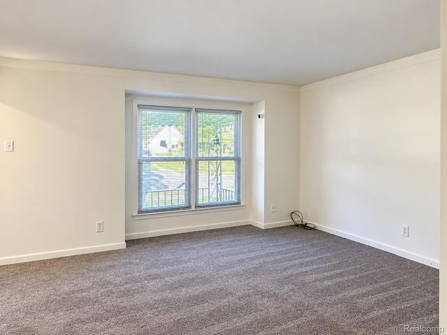 19576 Dresden Street, Detroit, MI 48205