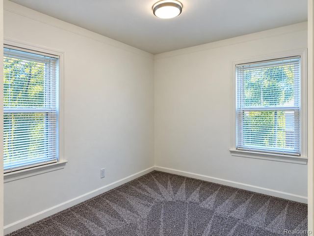 19576 Dresden Street, Detroit, MI 48205