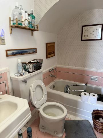 2537 Pacheco St, San Francisco, CA 94116