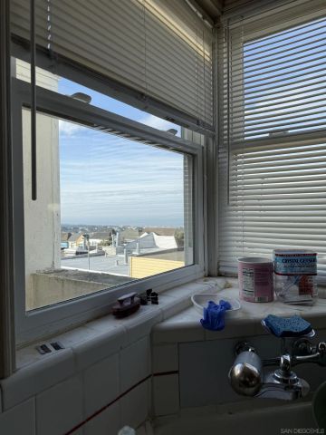 2537 Pacheco St, San Francisco, CA 94116