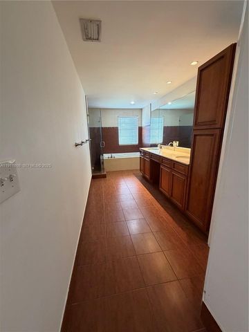 9884 SW 154th Ct 0, Miami, FL 33196