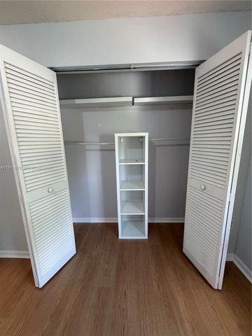 9884 SW 154th Ct 0, Miami, FL 33196