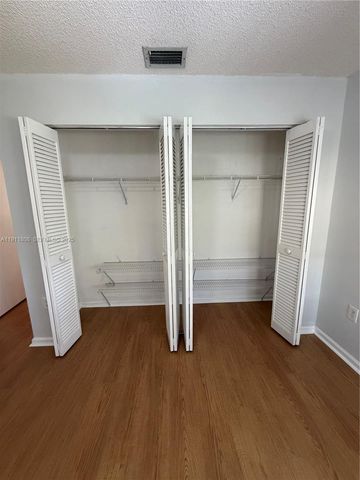 9884 SW 154th Ct 0, Miami, FL 33196