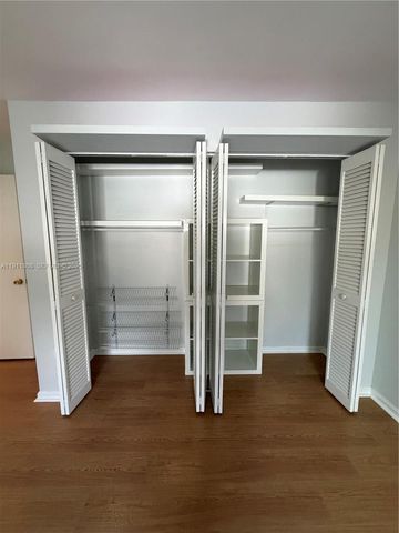 9884 SW 154th Ct 0, Miami, FL 33196