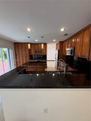 9884 SW 154th Ct 0, Miami, FL 33196