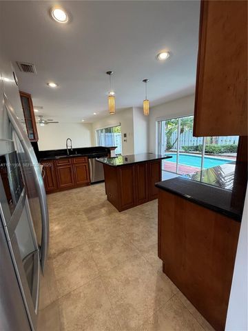 9884 SW 154th Ct 0, Miami, FL 33196