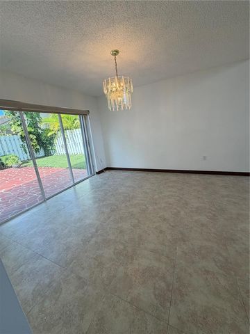 9884 SW 154th Ct 0, Miami, FL 33196