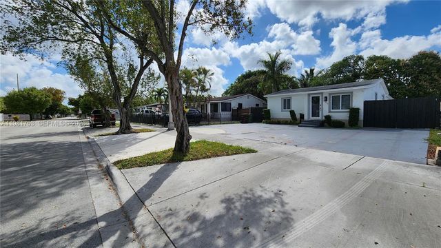 734 W 32nd St 734, Hialeah, FL 33012