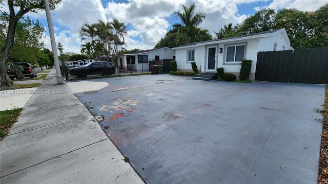 734 W 32nd St 734, Hialeah, FL 33012