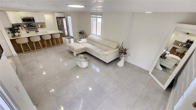 734 W 32nd St 734, Hialeah, FL 33012