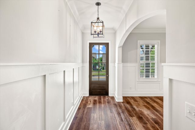 1548 Drakes Creek Rd, Hendersonville, TN 37075