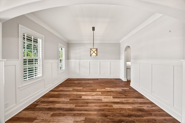 1548 Drakes Creek Rd, Hendersonville, TN 37075