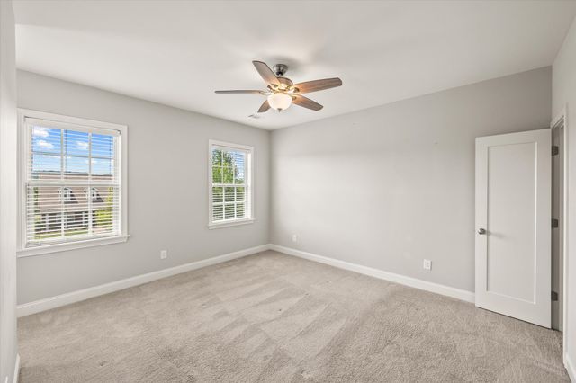 1548 Drakes Creek Rd, Hendersonville, TN 37075