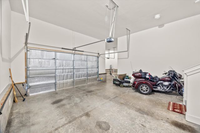 1548 Drakes Creek Rd, Hendersonville, TN 37075